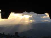 ささゆり庵の縁側で見るご来光