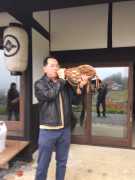 Hong Kongnese plays 法螺貝　